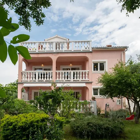 Sabrina Bis Zu 8 Personen By Interhome Apartment