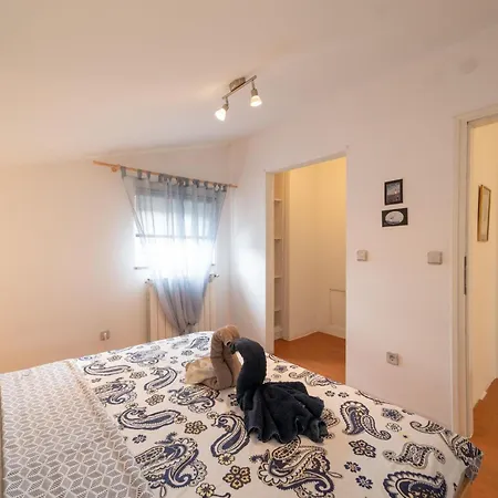 Sabrina Bis Zu 8 Personen By Interhome Apartment Porec
