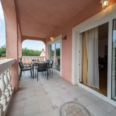 Sabrina Bis Zu 8 Personen By Interhome *